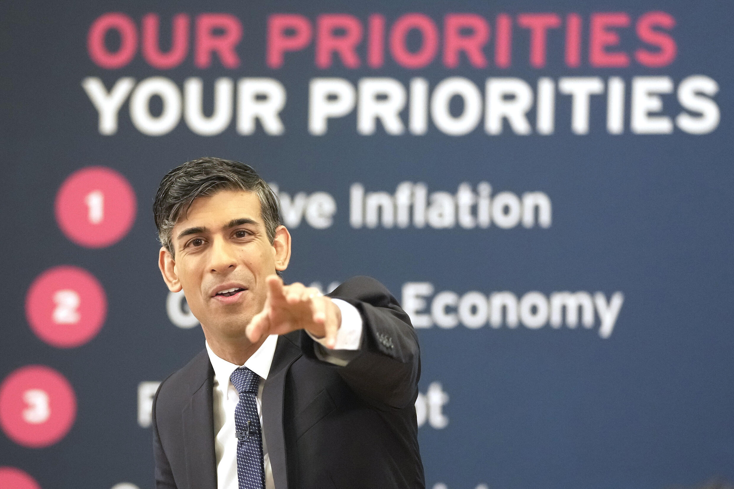El primer ministro británico, Rishi Sunak, habla durante una sesión de preguntas y respuestas en un acto público el 27 de marzo de 2023 en Chelmsford, al este de Inglaterra