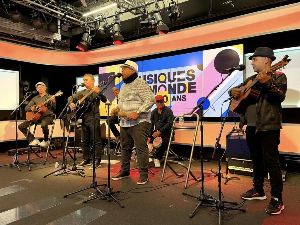 Grupo Compay Segundo à RFI.