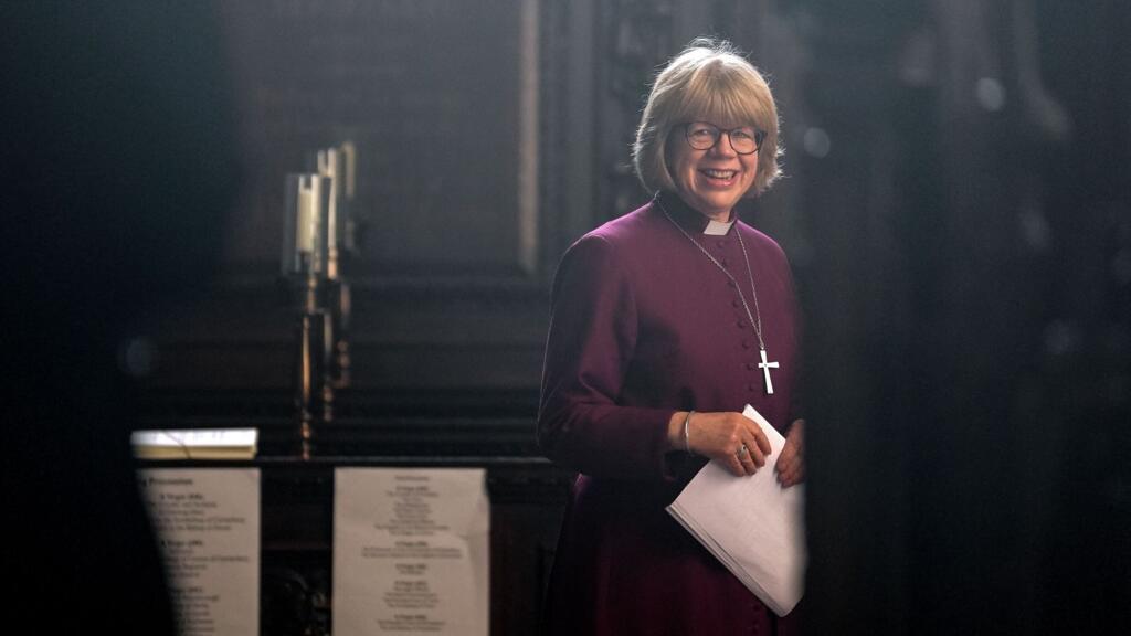 Les Églises anglicanes d'Afrique divisées au sujet de la nomination de Sarah Mullally, première femme archevêque de Canterbury