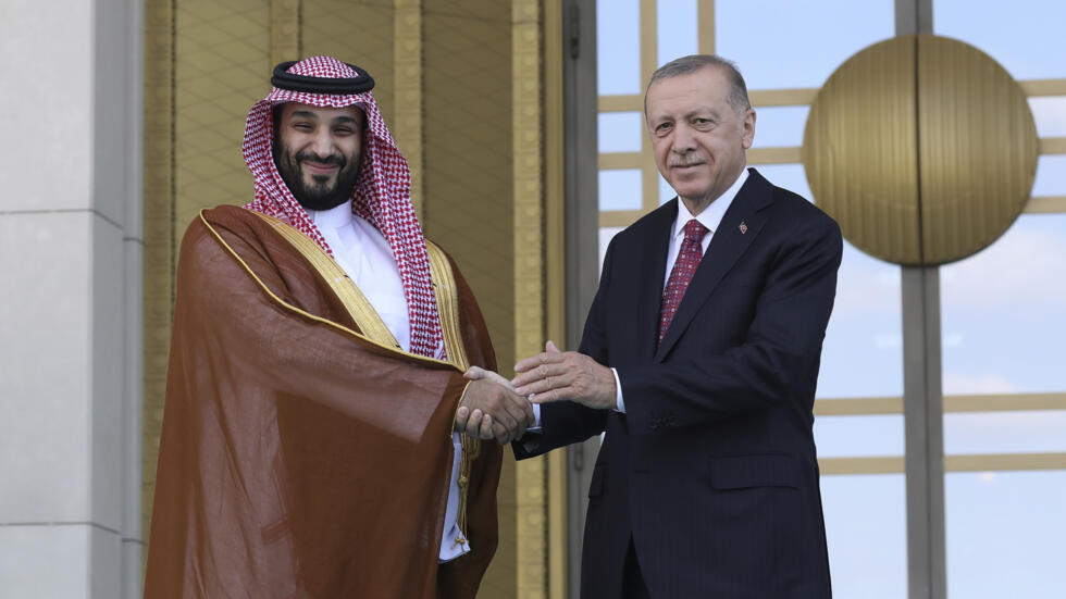 دیدار اردوغان با محمد بن سلمان ولیعهد عربستان سعودی