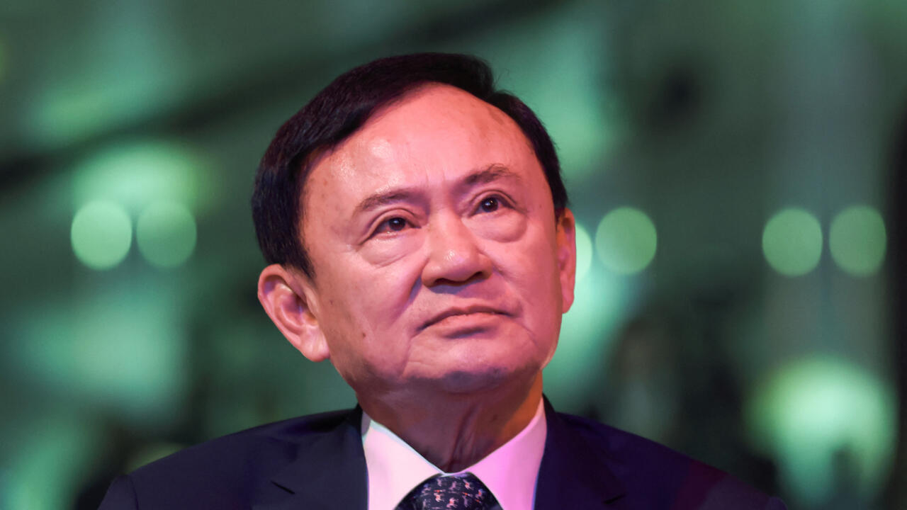 Retour en Thaïlande de l'ex-Premier ministre Thaksin Shinawatra avant un verdict crucial de la Cour suprême
