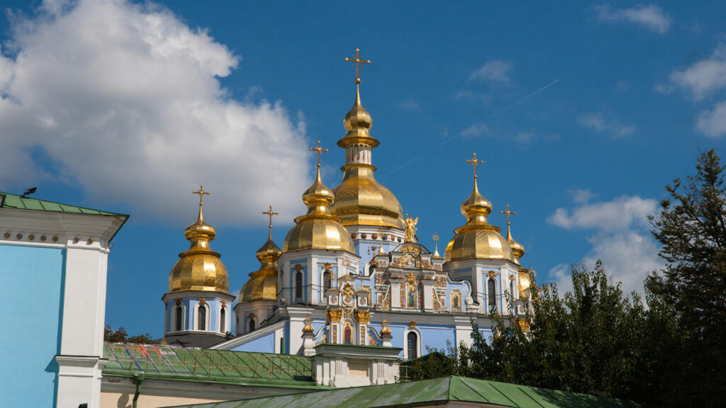 Dômes dorés de la cathédrale Saint-Michel, à Kiev.