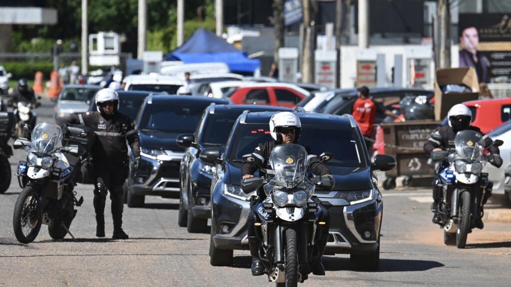 Bolsonaro ingresa al hospital para una cirugía en medio de importante dispositivo de seguridad