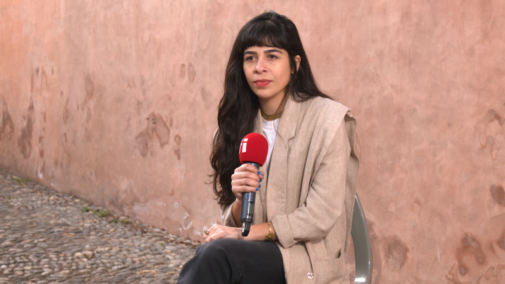 A diretora Chica Barbosa em Toulouse para a apresentação do filme Vai e Vem no Festival Cinélatino.