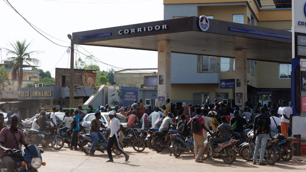 Mali: le blocus économique des jihadistes paralyse le corridor Dakar-Bamako