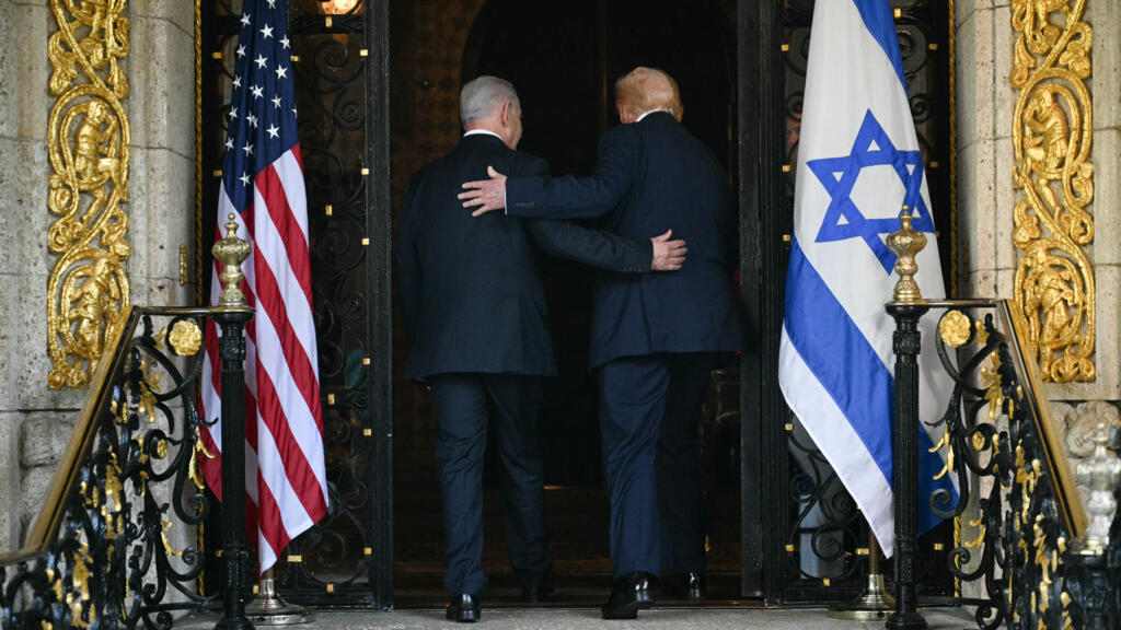 Lors de sa rencontre avec Netanyahu, Trump insiste sur les négociations avec l’Iran