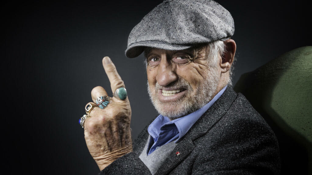 Jean-Paul Belmondo lors d'une séance photo, le 5 décembre 2016.