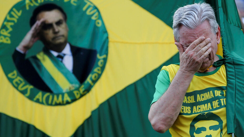 Analistas e políticos acreditam que o presidente Jair Bolsonaro ultrapassou as linhas da legalidade ao fazer dos atos oficiais pelos 200 anos de independência do Brasil um claro palanque eleitoral.