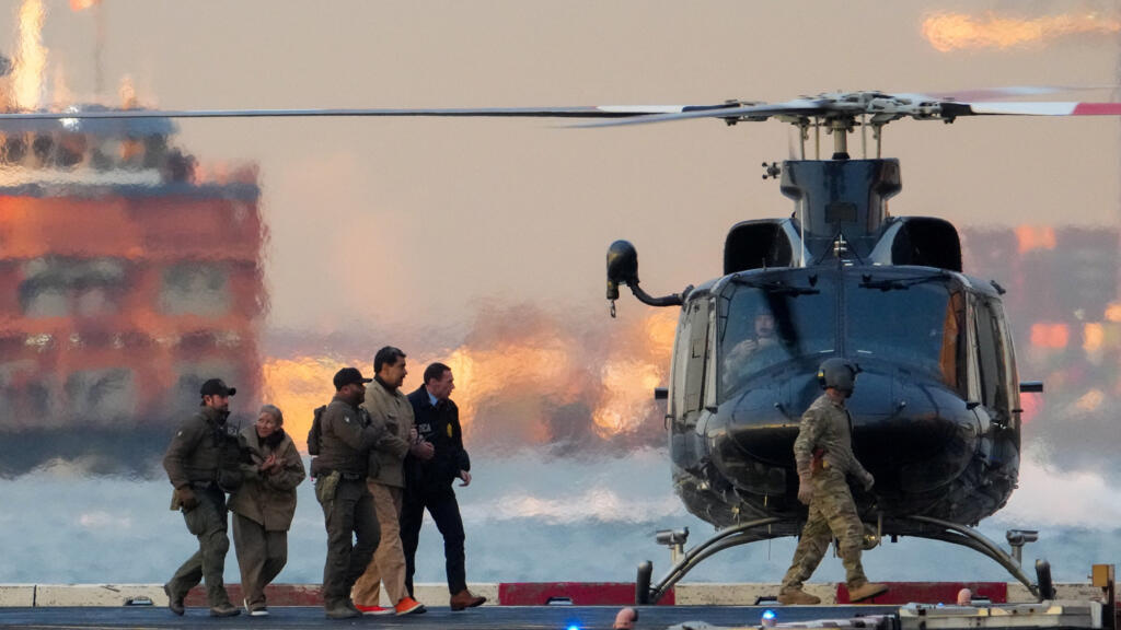 Maduro llega a un tribunal de Nueva York en su primera comparecencia ante un juez