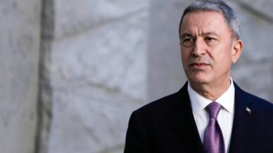 Le ministre de la Défense turc, Hulusi Akar, a rencontré son homologue syrien, Ali Mahmoud Abbas, lors d’une réunion à Moscou ce 28 décembre 2022.