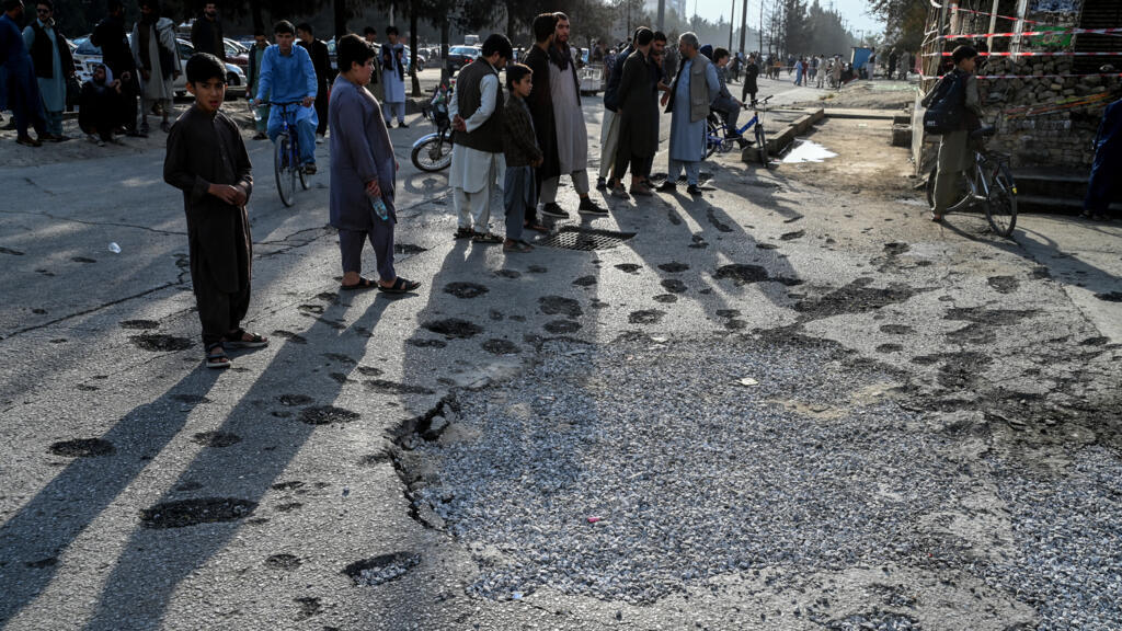 L'Afghanistan et le Pakistan se mettent d'accord sur un cessez-le feu immédiat