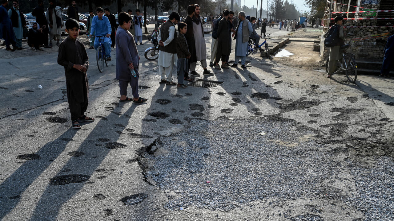 L'Afghanistan et le Pakistan se mettent d'accord sur un cessez-le feu immédiat