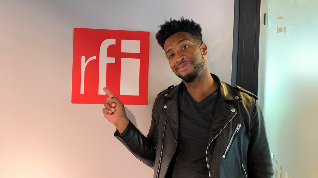 Phillip-Michael Scales en studio à RFI.