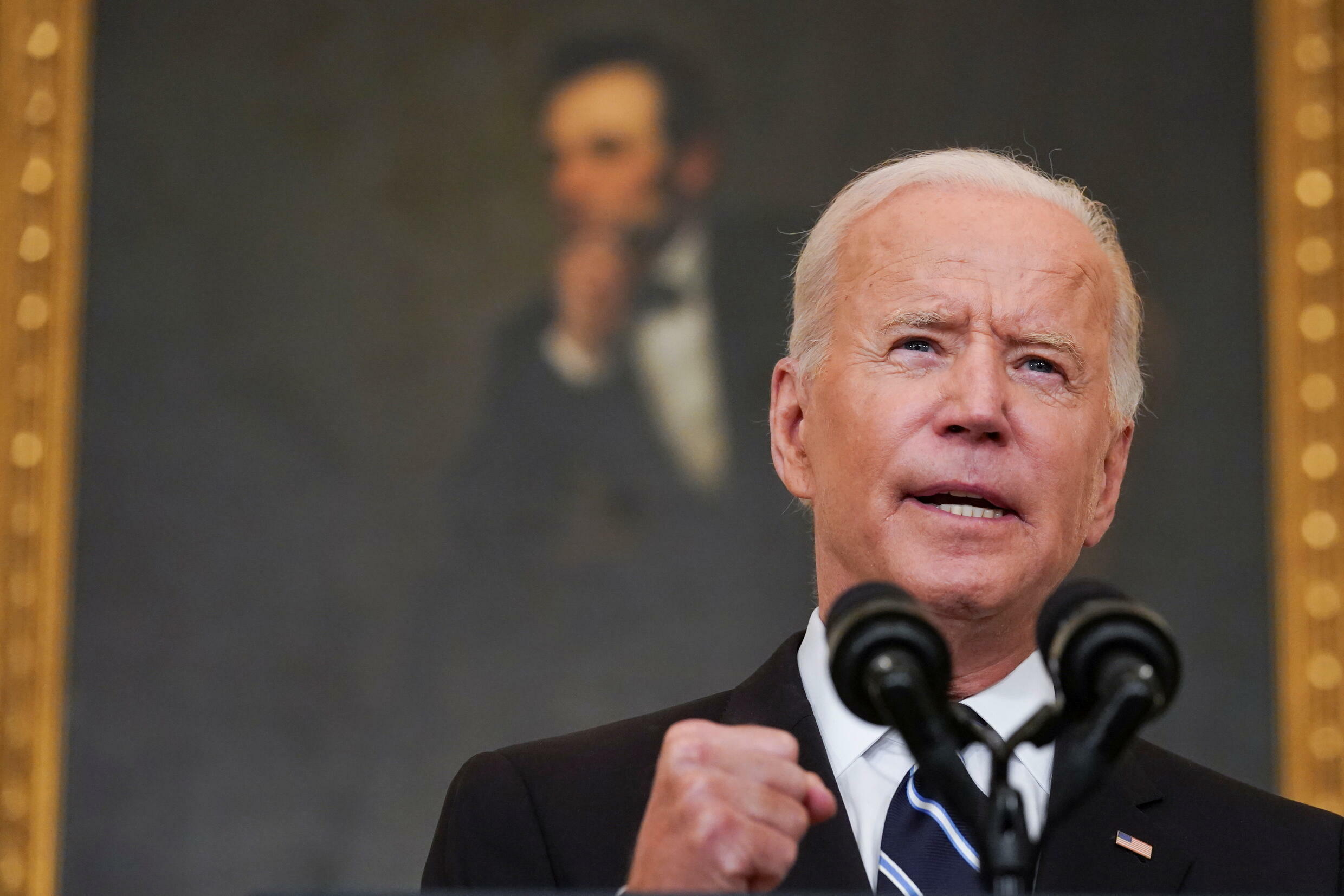Biden Amplia La Vacunacion Obligatoria A Mas Trabajadores Estatales Y Empresas Privadas