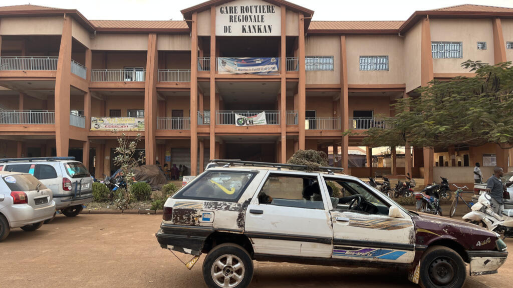 Présidentielle en Guinée: la rénovation de l'axe Conakry-Kankan illustre les besoins routiers des électeurs