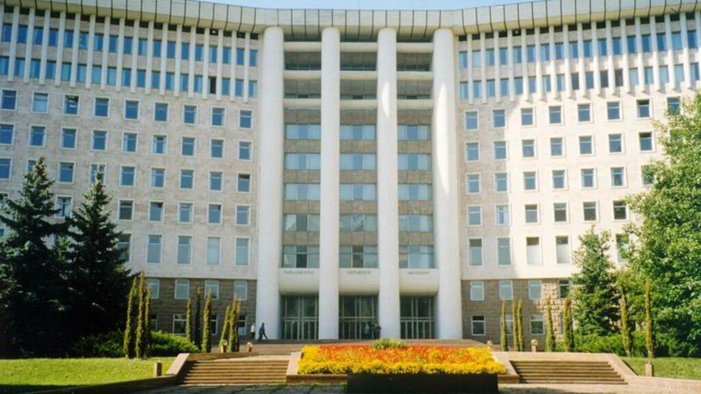 Clădirea Parlamentului Republicii Moldova.