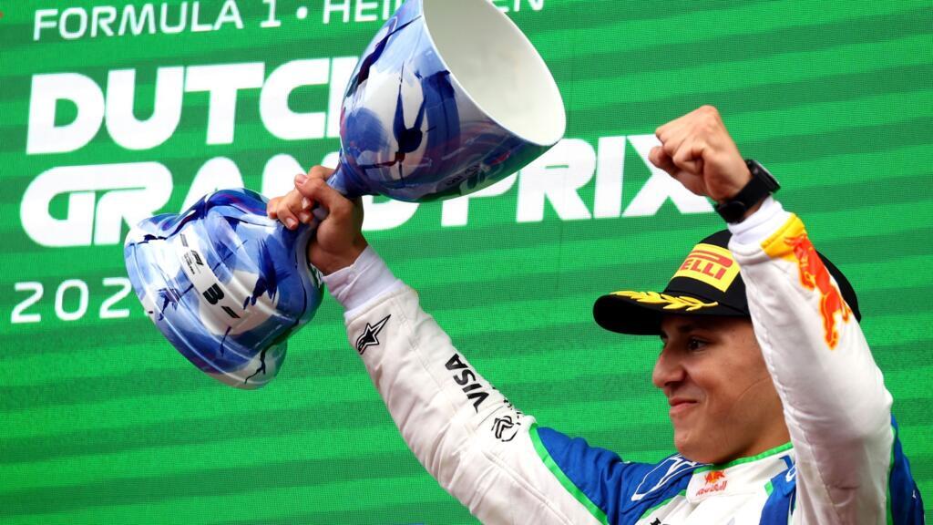 Le pilote français de 20 ans savoure son premier podium en Formule 1, obtenu dimanche 31 août 2025 à Zandvoort (Pays-Bas).