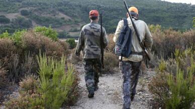 Cazadores en Córcega, foto ilustrativa.