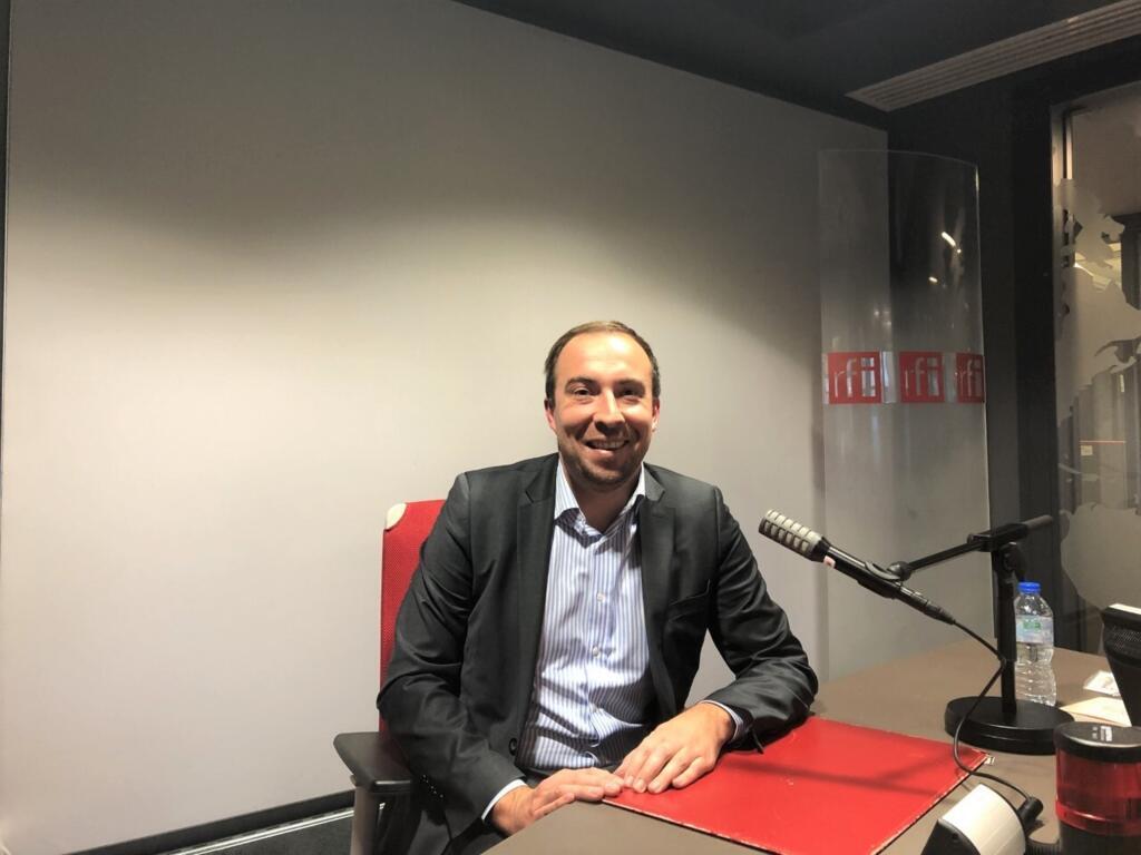 L'écrivain Kerwin Spire en studio à RFI (novembre 2022)