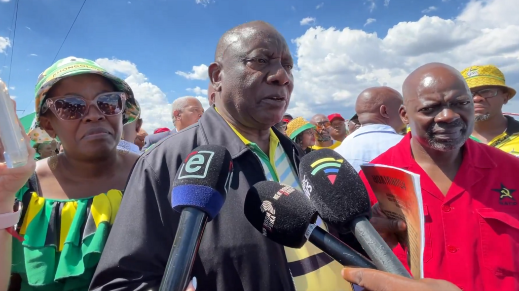 Le président sud-africain Cyril Ramaphosa condamne l'opération américaine au Venezuela