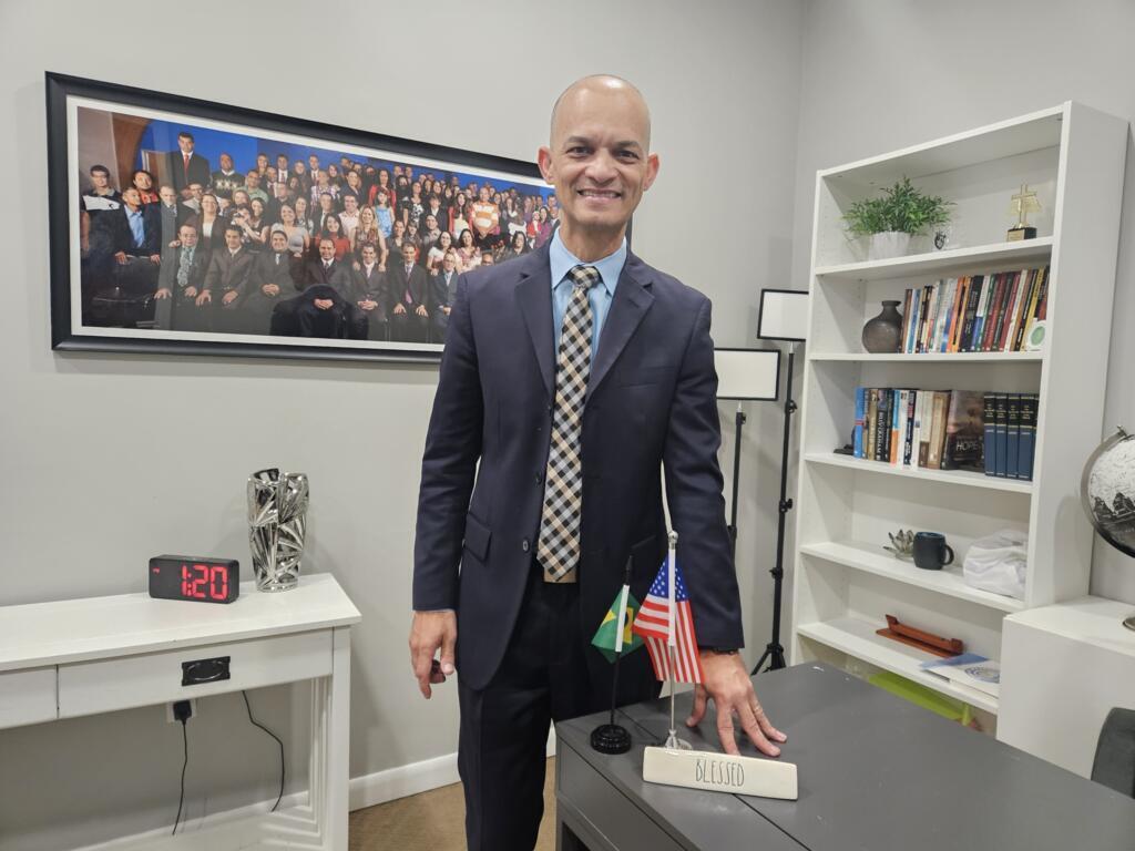 Hélio Ferreira, pastor da igreja Palavra de Vida, em Walpole, ao sul do Boston.