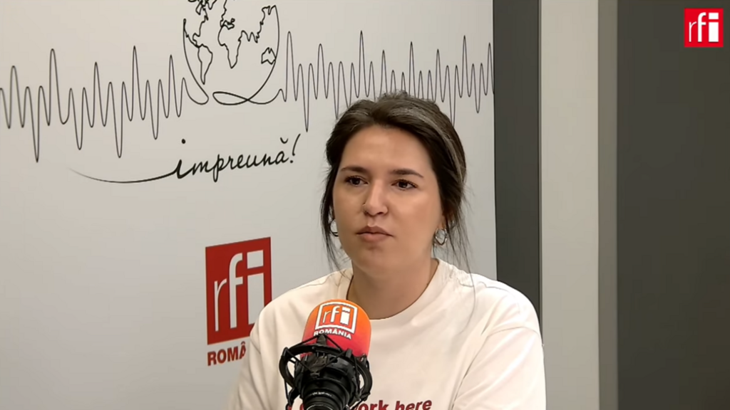 Andreea Vîlcu, gazda podcastlui ''Prea sărac"