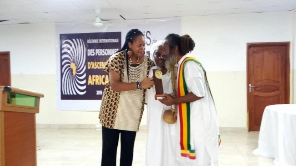 Melina Seymour et la famille Jah.