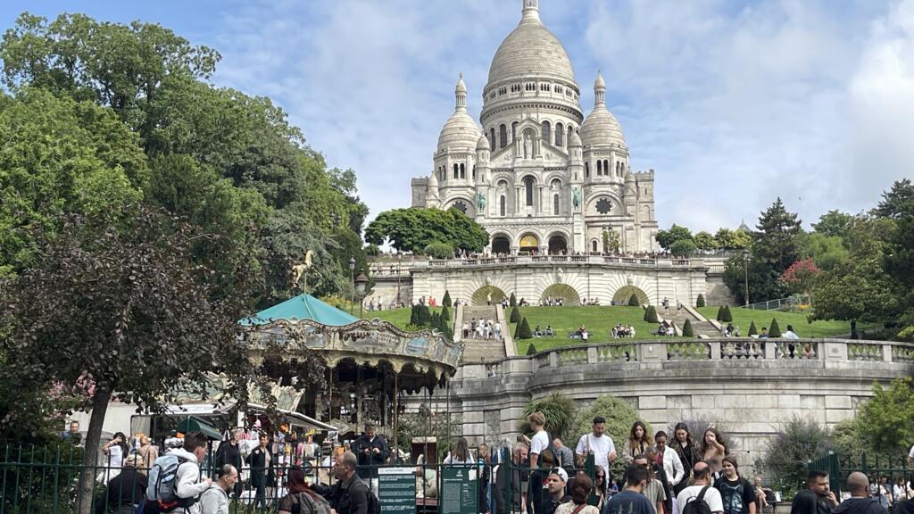 A Basílica de Sacre-Couer foi o monumento mais visitado da França, em 2024, quando 11 milhões de pessoas passaram pelo monumento. Paris, 24 de julho de 2025.