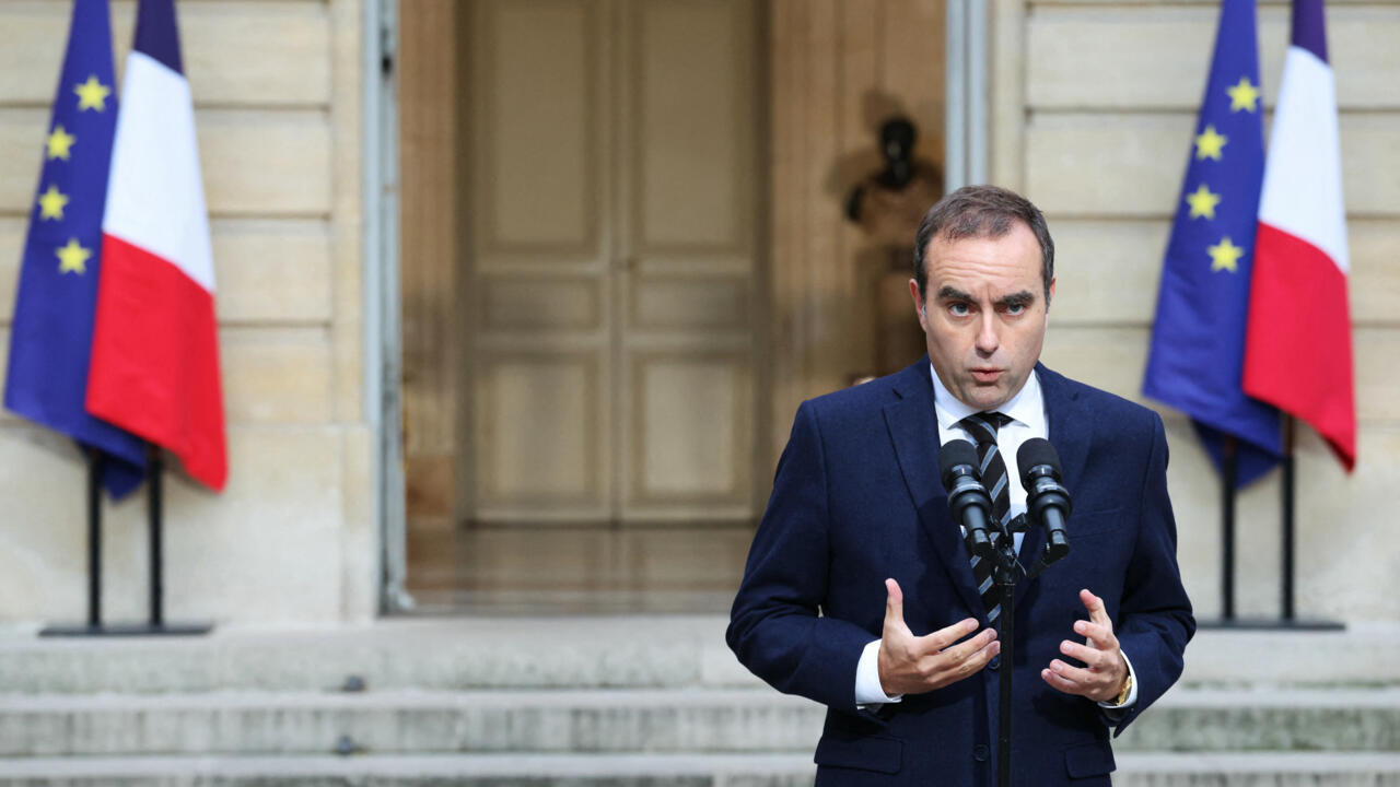 France: le Premier ministre Sébastien Lecornu renonce à l'article 49.3 et tente d'éviter la censure