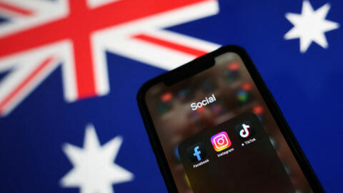 Australia, primer país en poner fin al acceso a las redes sociales a los menores de 16 años - RFI
