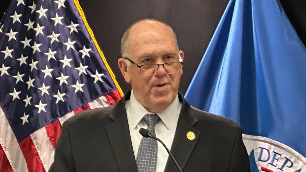 États-Unis: les opérations anti-immigration vont «prendre fin» à Minneapolis, annonce Tom Homan