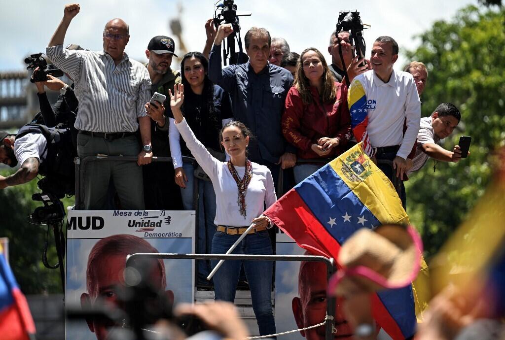 A líder da oposição venezuelana, Maria Corina Machado, durante manifestação para protestar contra os resultados da eleição presidencial, em Caracas, em 3 de agosto de 2024.
