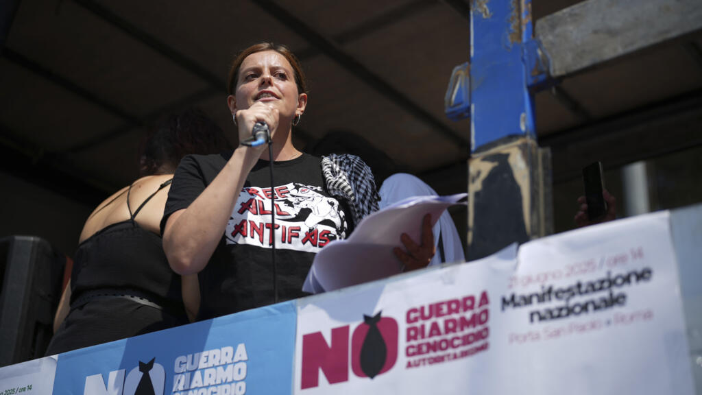 Recherchée par la Hongrie, l'eurodéputée italienne Ilaria Salis conserve son immunité parlementaire