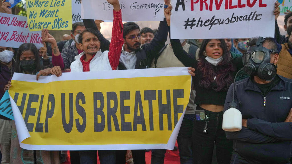 Pollution en Inde: à New Delhi, les étudiants réclament le droit de «respirer un air sain»