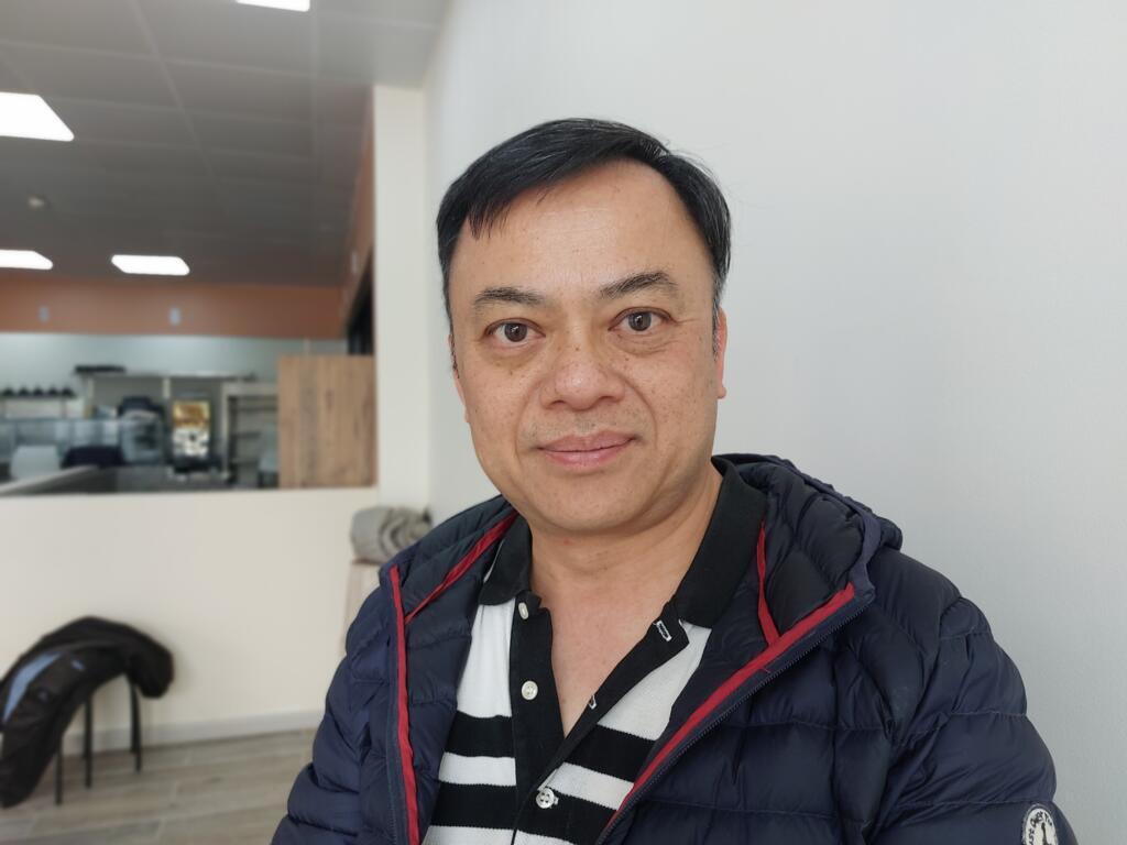 « Je ne raconte pas la tristesse que j’ai vécue à mes enfants, je ne leur impose pas, car ce n'est pas leur histoire", explique Tran Phung Vu Nguyen qui a fui le Vietnam en 1979 à l'âge de neuf ans. »