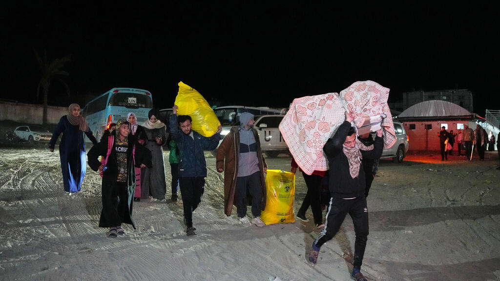 Réouverture du passage de Rafah: rentrer ou rester, le dilemme des réfugiés gazaouis en Égypte