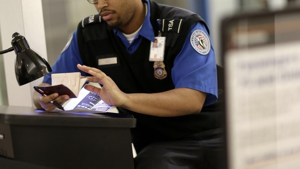 États-Unis: des visas pourraient être refusés aux personnes souffrant de problèmes de santé