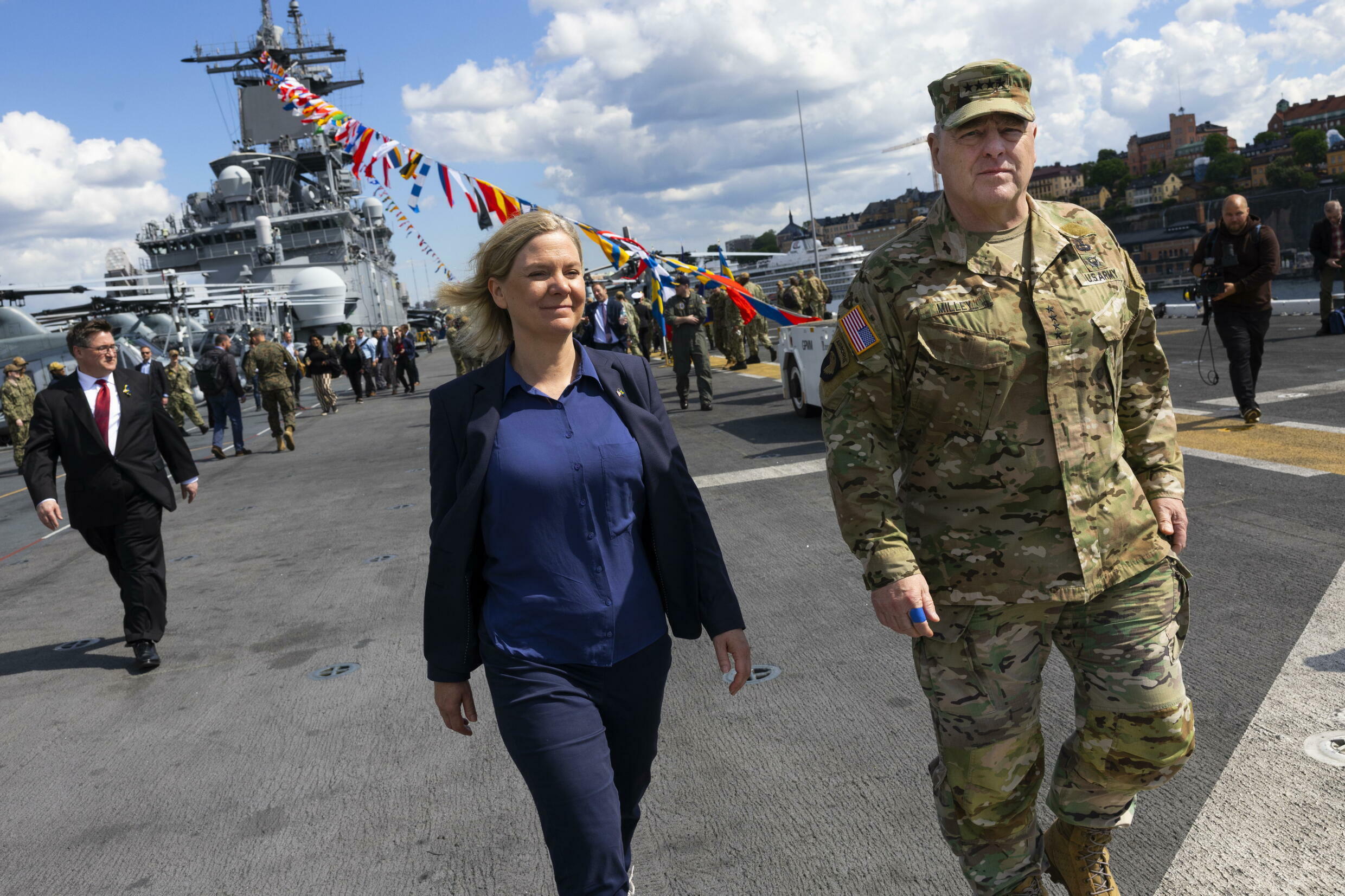 Top US general, in Stockholm, signals support for Sweden and Finland's