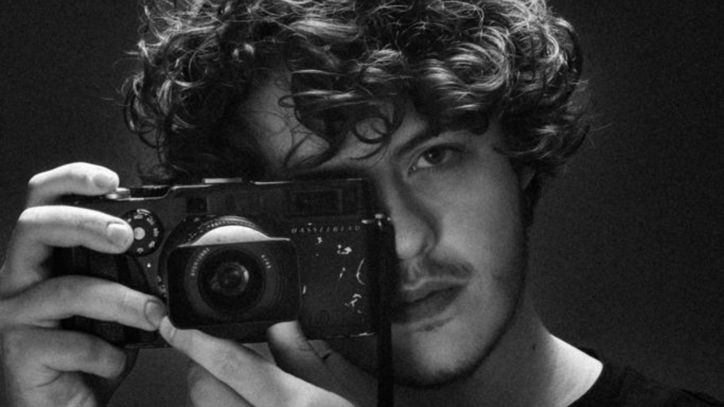 O fotógrafo brasileiro Francisco Proner, em Perpignan.