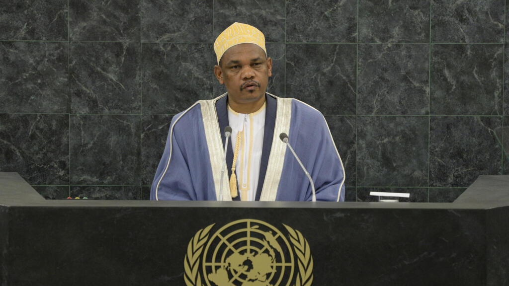 Comores: la prise de parole d'un ex-chef de l'État sur la présidence tournante entre les îles critiquée