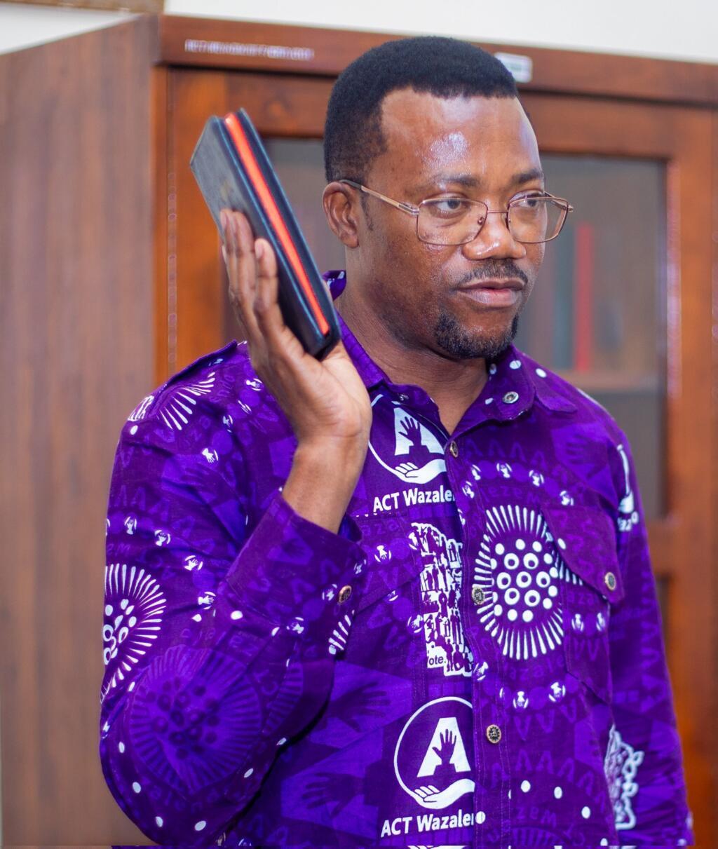 Aliyekuwa mgombea wa urais Luhaga Joelson Mpina kwa tiketi ya chama cha ACT Wazalendo