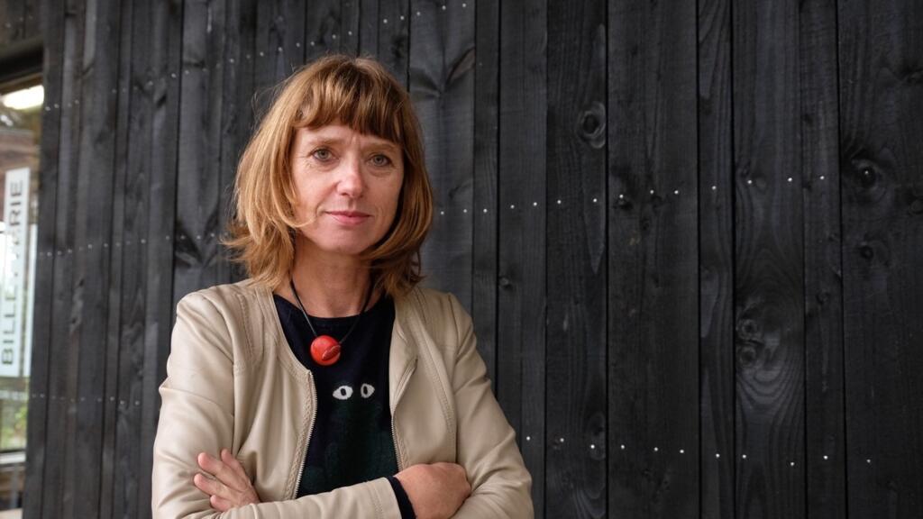 Photographie portrait de Catherine Blondeau, écrivaine et directrice du Théâtre Le Grand T, théâtre de Loire-Atlantique.