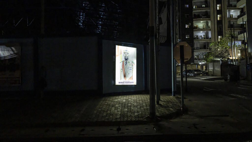 Présidentielle en Guinée: «On crée les conditions pour gagner en excluant les rivaux les plus importants»