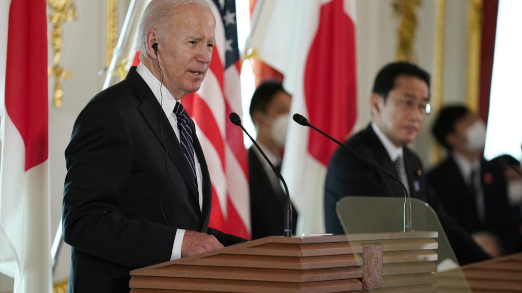Le président Joe Biden s'exprime lors d'une conférence de presse avec le Premier ministre japonais Fumio Kishida au palais Akasaka, lundi 23 mai 2022, à Tokyo.
