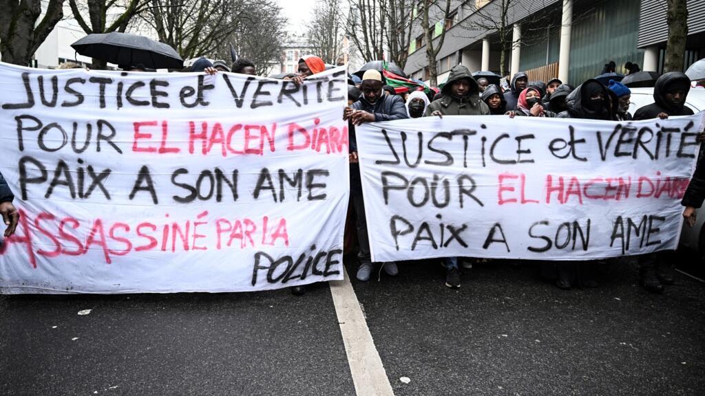 France: des milliers de personnes rassemblées pour soutenir la famille du Mauritanien El Hacen Diarra
