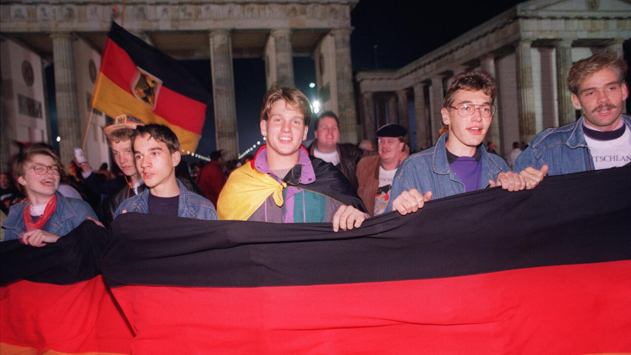 Allemagne: 35 ans après la réunification, un pays toujours divisé entre Est et Ouest