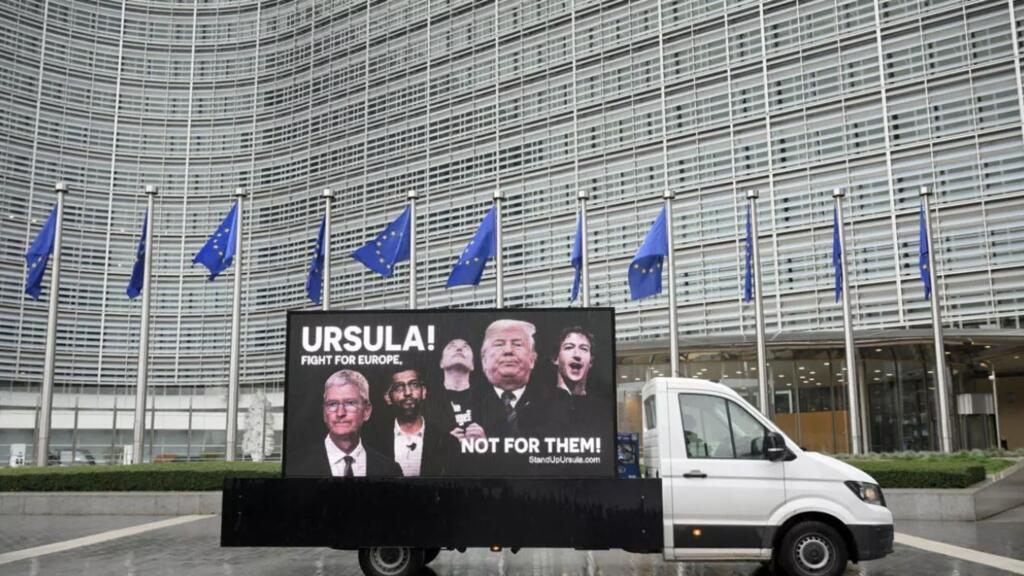 EU moves to cut red tape with overhaul of AI and data privacy laws