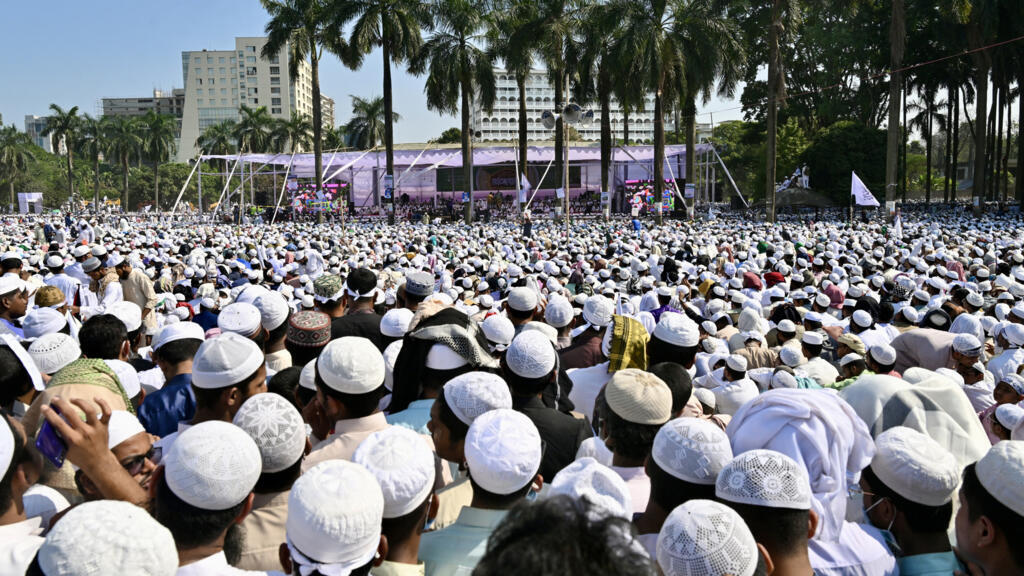 Bangladesh: à l'approche des élections, les islamistes «testent le gouvernement intérimaire»