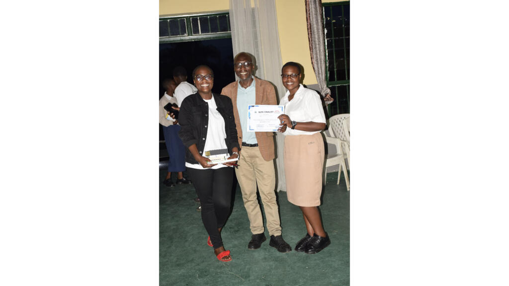 Les volontaires de la bibliothèque Le Phare.