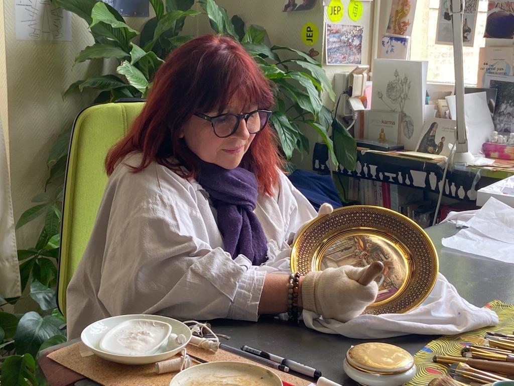 Christel Potaufeu, brunisseuse et responsable de l'atelieer brunissage